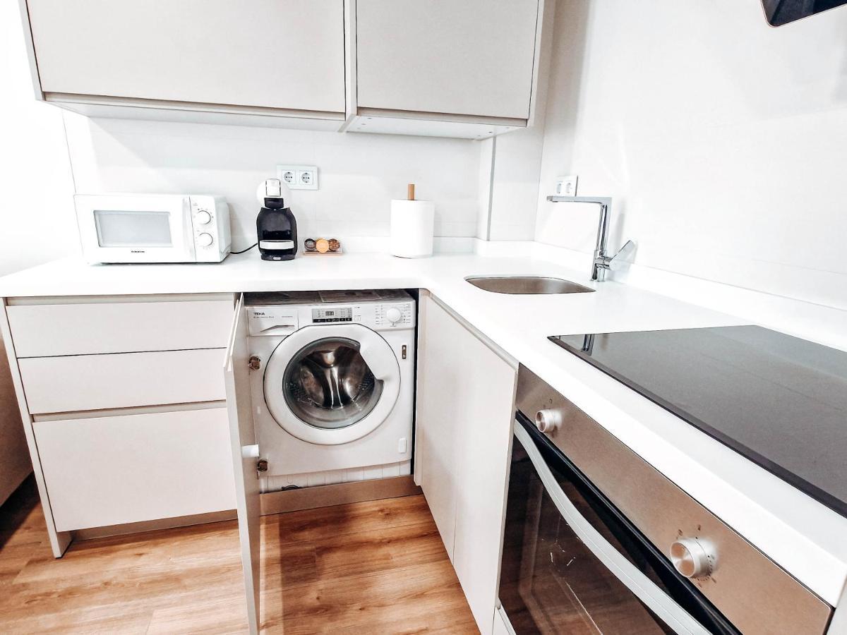 Apartamento Tiendas 8 อัลเมรีอา ภายนอก รูปภาพ