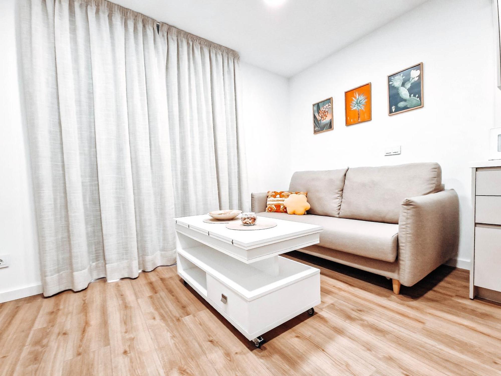Apartamento Tiendas 8 อัลเมรีอา ภายนอก รูปภาพ
